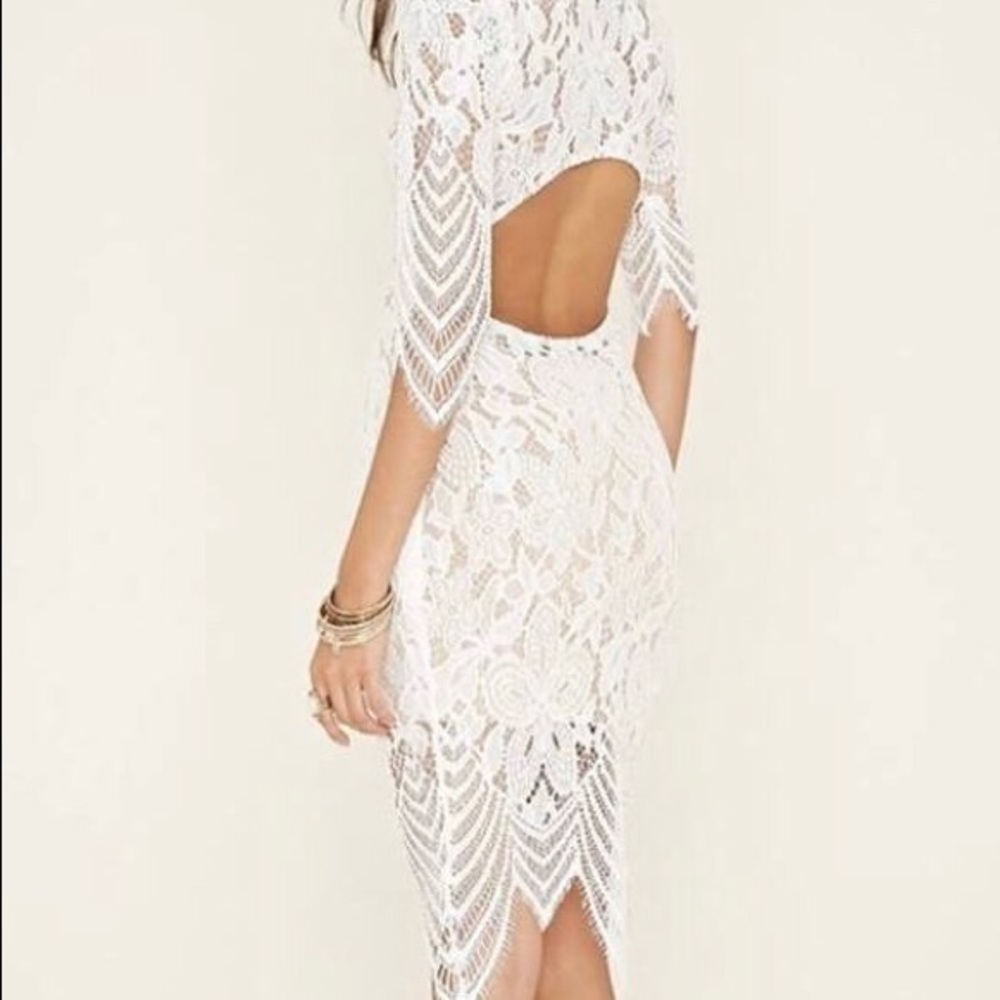 White Lace Dress 🌻